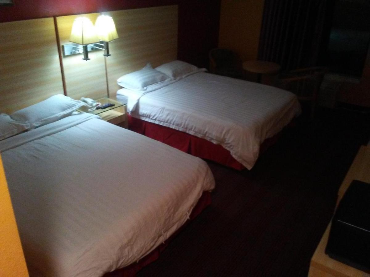 Ashburn Inn Of Manning Bagian luar foto