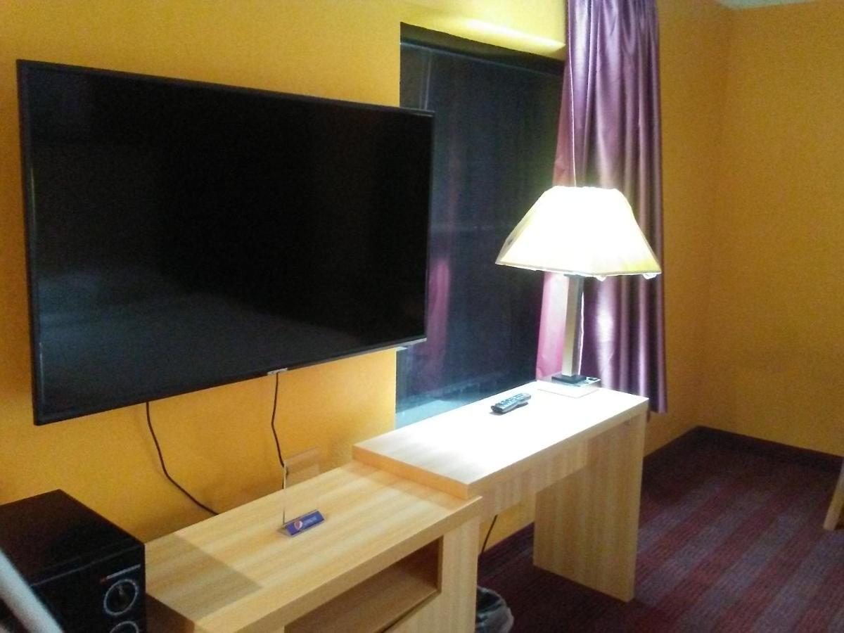 Ashburn Inn Of Manning Bagian luar foto